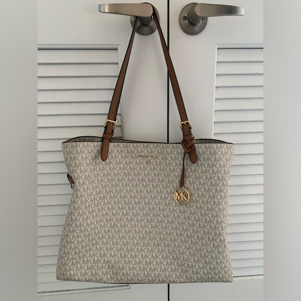 Michael Kors Logo Lenox Large Tote